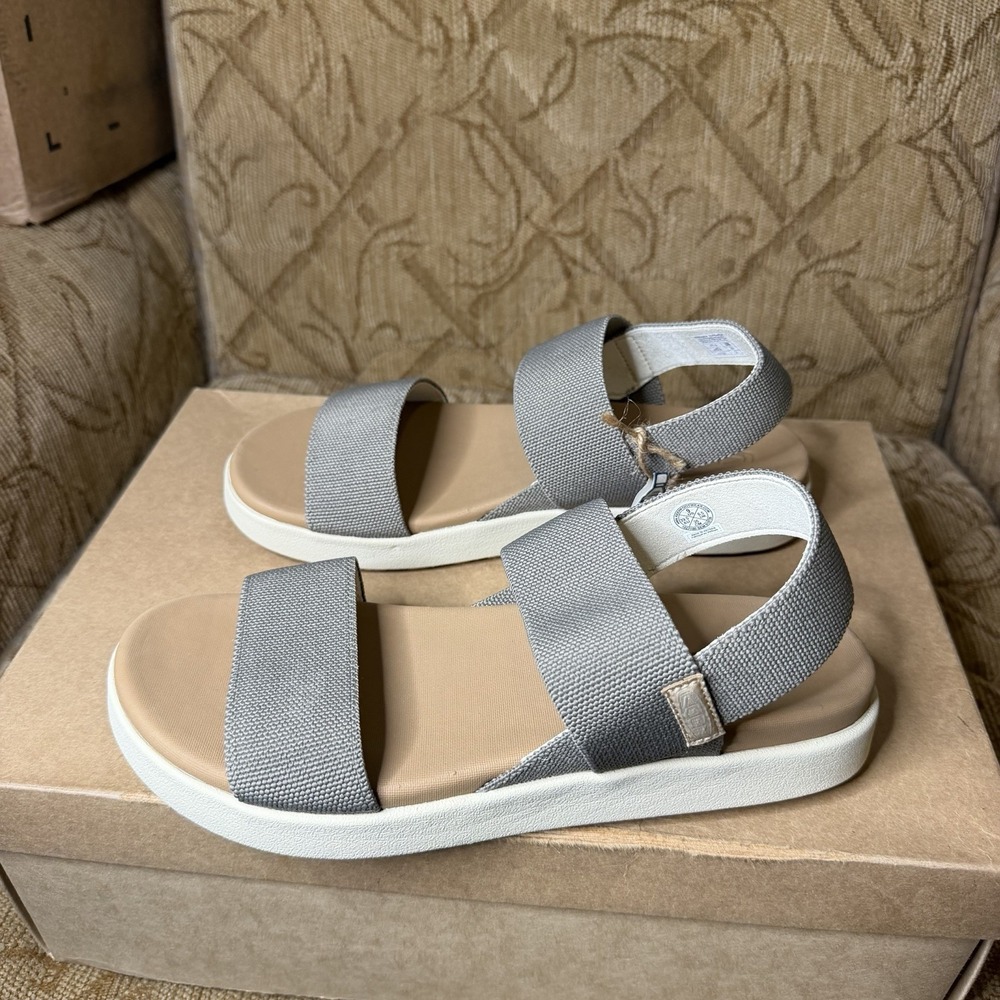 KEEN Elle Backstrap Birch Beige Women's Size 9 Comfort Sandals
